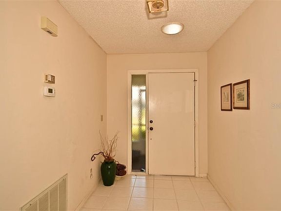 3rd image of 2406 Lancaster Dr