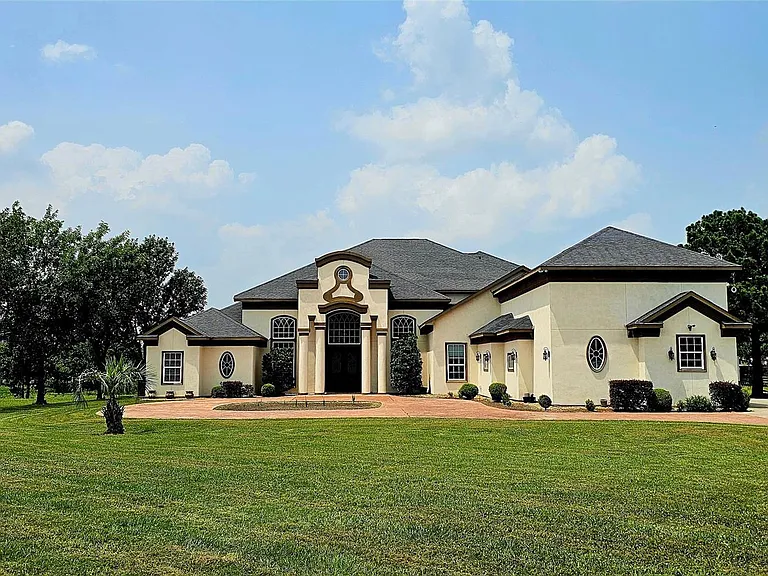 943 High Meadow Ranch Dr — Photo 8