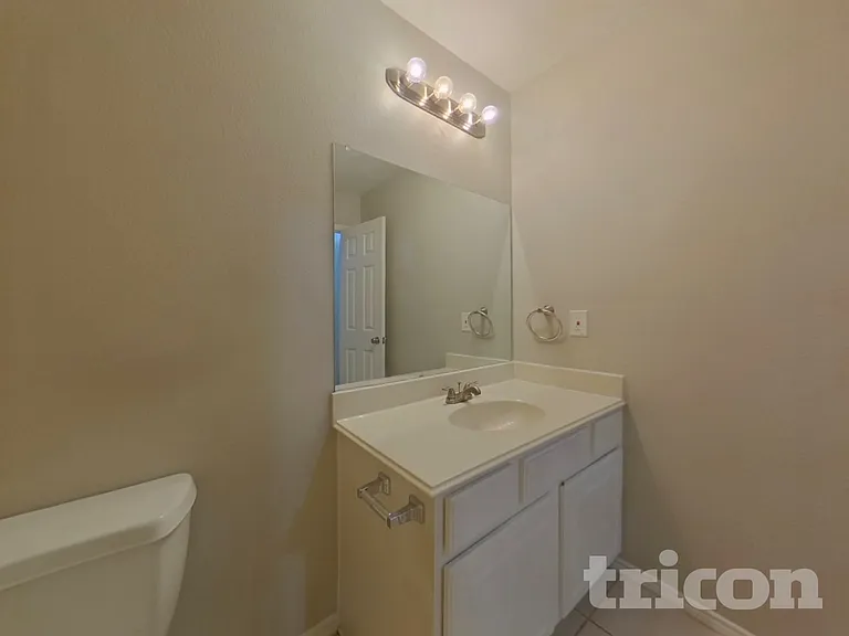 3005 Glenrose Dr — Photo 14