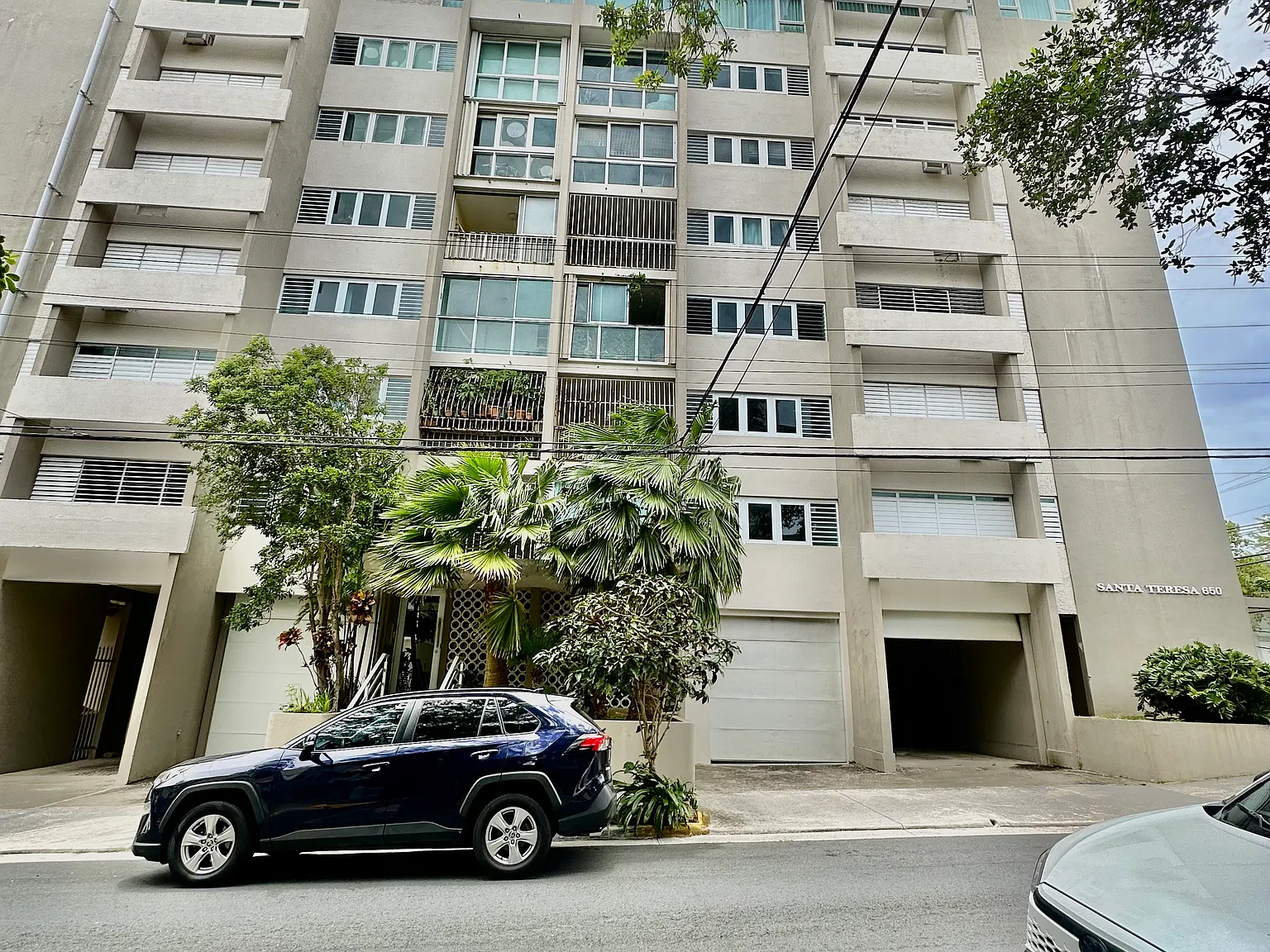 3 bed, 2.5 bath, 1222 sqft, $2,500 — Photo 2