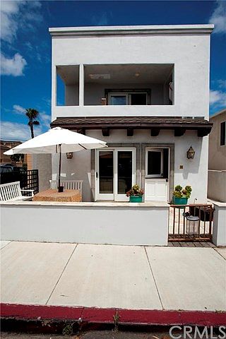1st image of 205 35th St