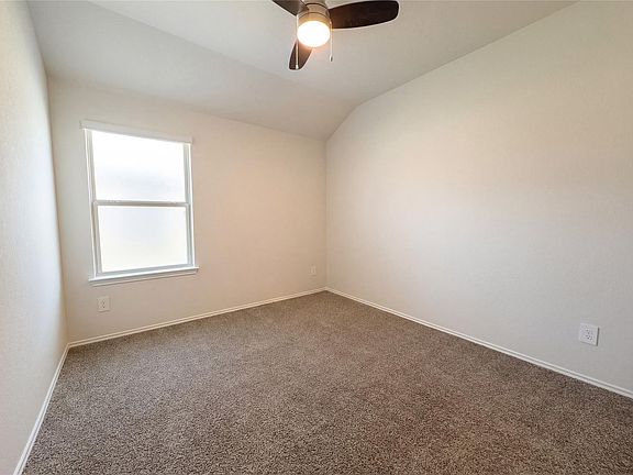 4th image of 2522 S Colosseum Ct