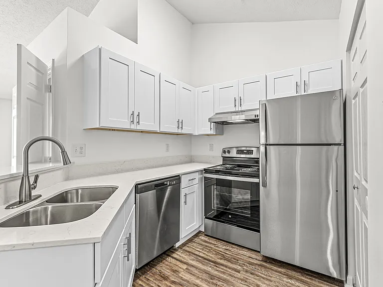 Buffalo Creek Apartments — Photo 21