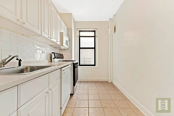 Sold by Halstead Real Estate | media 9