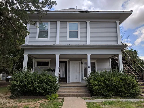 223 S West St #D Photo 1