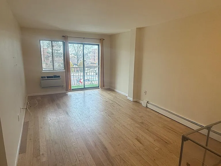 150-80 Goethals Ave #2 — Photo 8