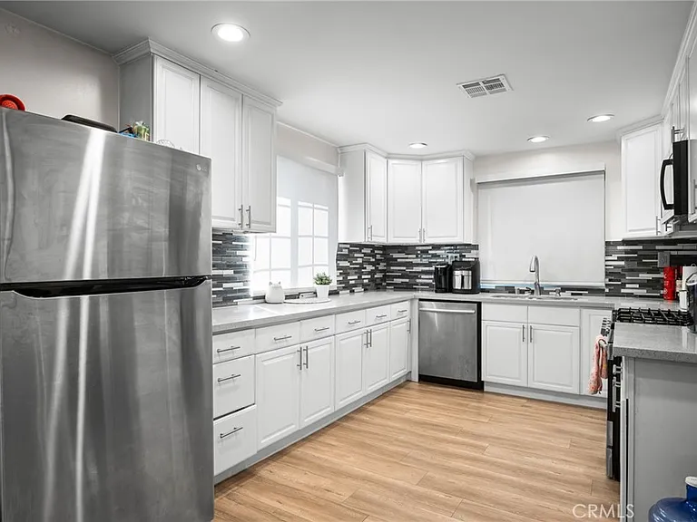 9031 El Dorado Ave #SUN — Photo 8