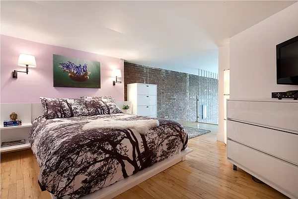 Sold by Corcoran | media 14