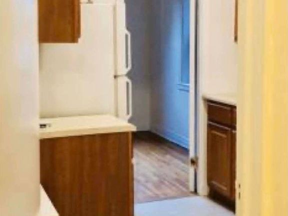 4th image of 214-32 43rd Ave #116