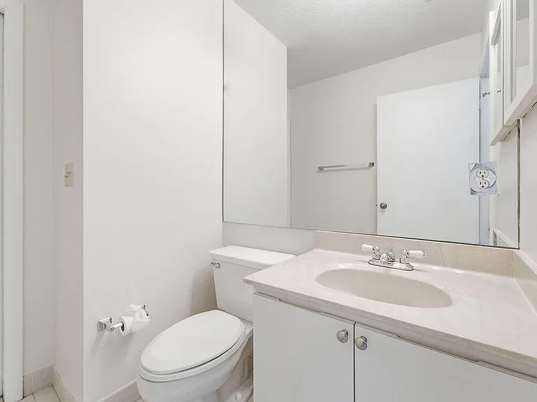 5562 Reynolds Rd — Photo 27