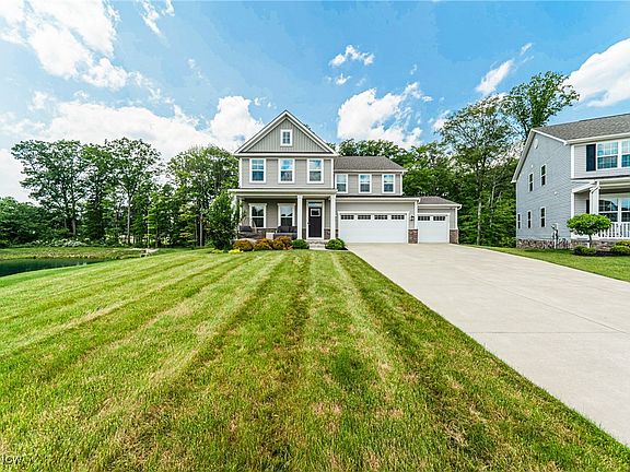 3rd image of 8768 Merryvale Dr
