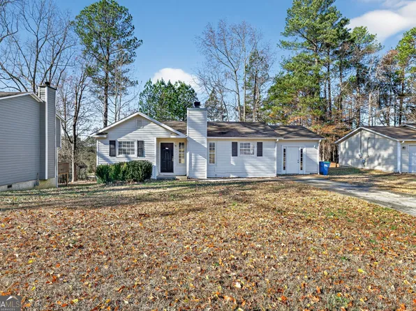 2820 Robinson Wood Dr, Riverdale, GA 30296