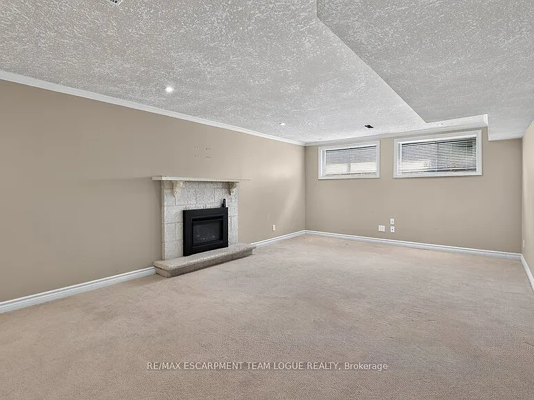 1444 Paddington Ct — Photo 27