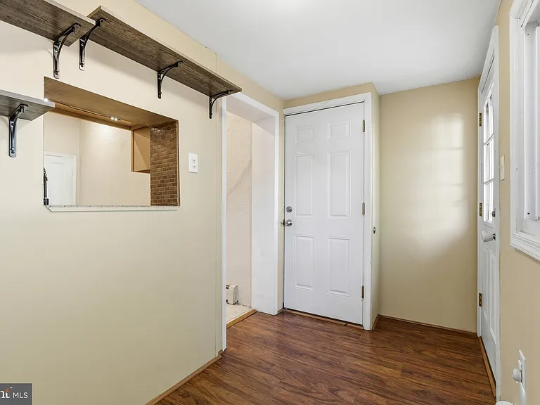 4834 Ogle St — Photo 13