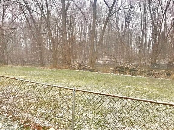 4th image of 37834 Longacre Dr
