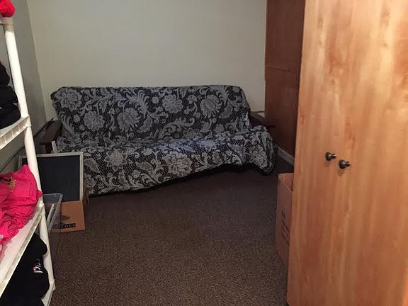 3rd image of 660 Whittier St