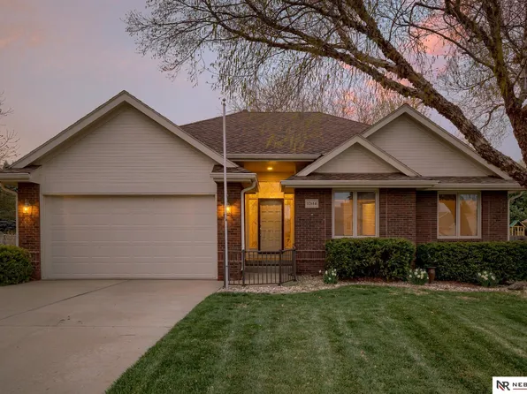 12614 Decatur St, Omaha, NE 68154