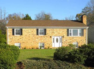 5327 Chestnut Ln, Earlysville, VA 22936