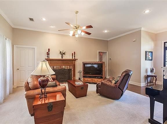 5th image of 39350 Forest Hills Dr