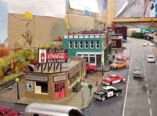 2763 Captain Dr, Deltona, FL 32738