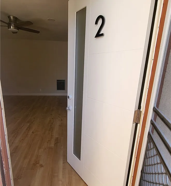608 Esplanade #2