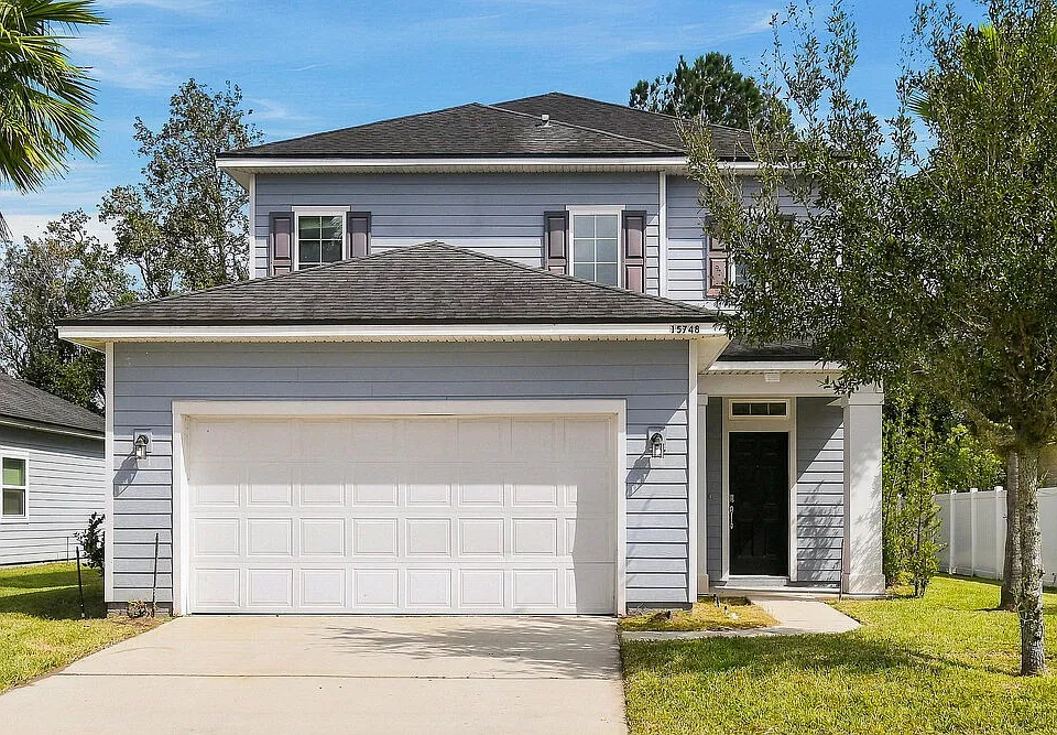 15748 Spotted Saddle Cir