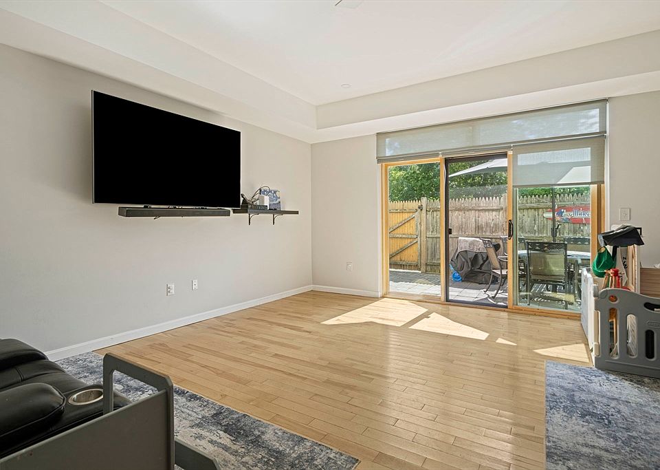 1st image of 90 Sea St APT 126