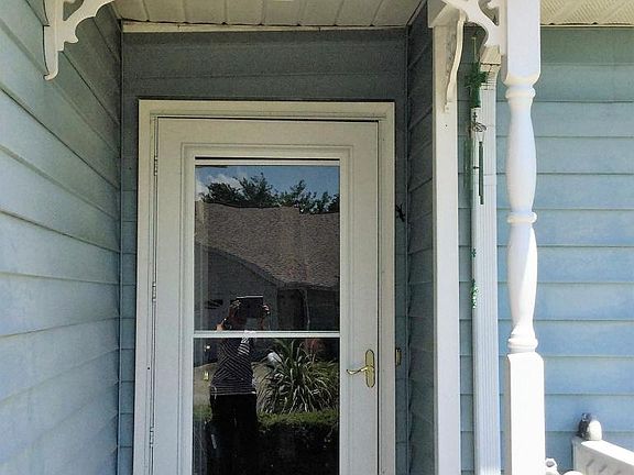 4th image of 2403 Talmadge Dr