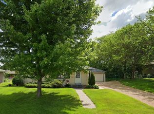 9109 Queen Ave S, Bloomington, MN 55431