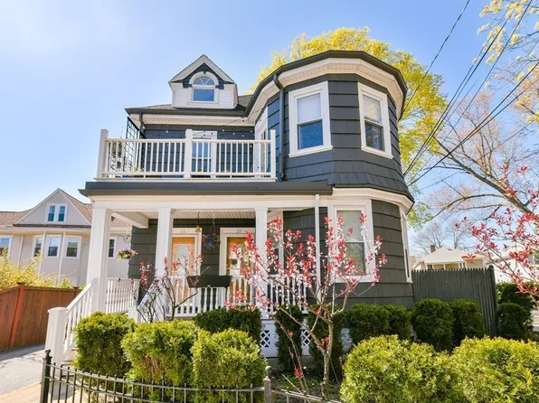 26-28 Hobart St Unit 3, Brighton, MA 02135