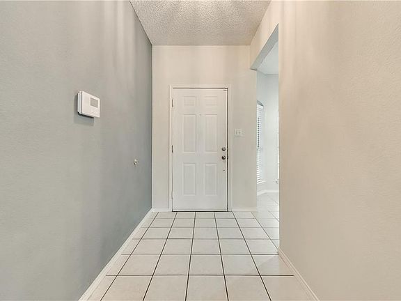 4th image of 2504 Hidden Springs Dr