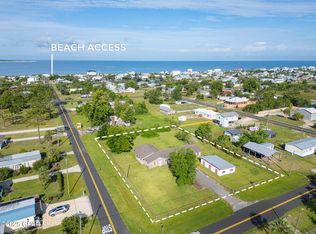353 Gulf St, Port Saint Joe, FL 32456