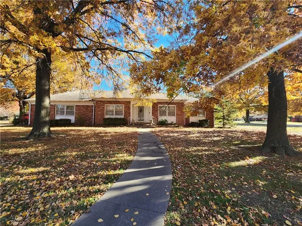 1409 Franklin Rd, Pittsburg, KS 66762