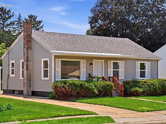 2nd image of 1334 Benton AVENUE