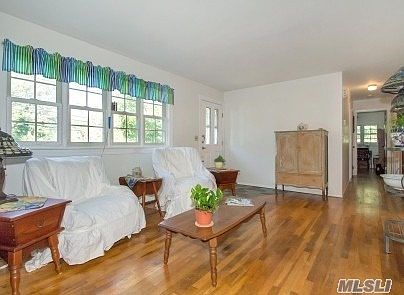 4th image of 279 Adirondack Dr