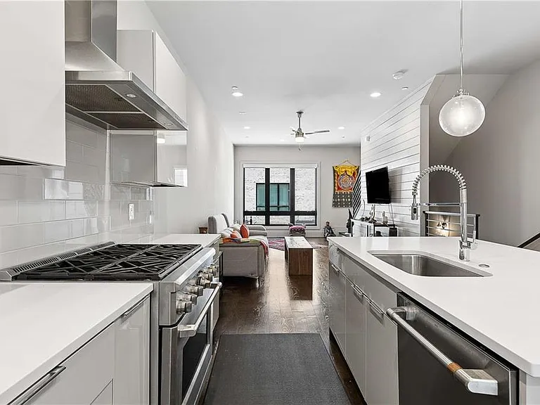 115 City View Ct NE — Photo 7