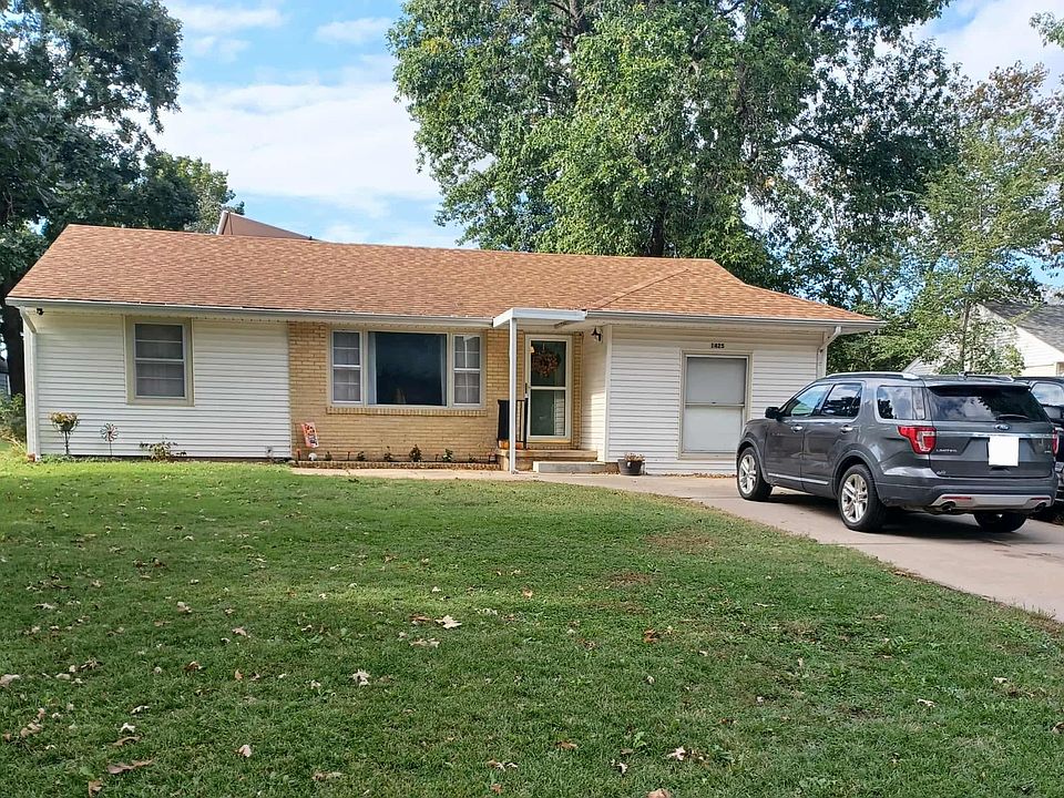 1st image of 1425 Lawndale Ave