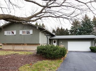 1207 Westhaven Dr, Wheaton, IL 60189