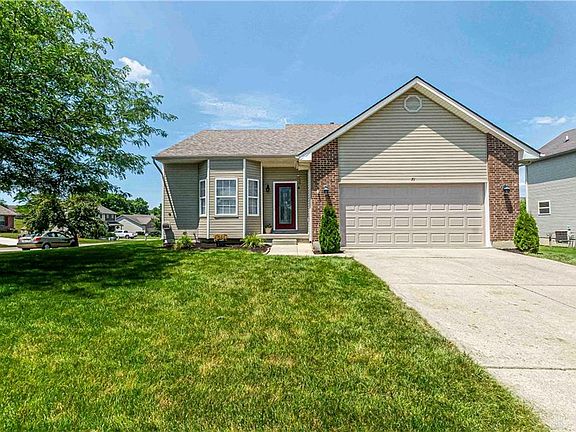 3rd image of 71 Long Meadow Dr