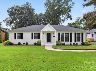 4726 Walden Ct, Charlotte, NC 28210