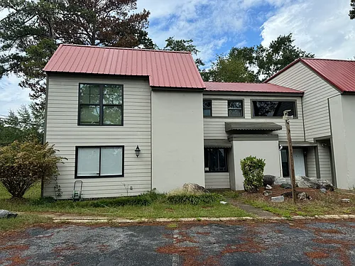 701 16th Ave N #D Photo 1