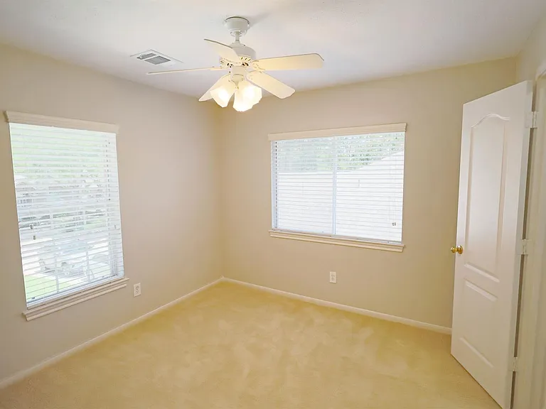 18123 Somerset Knolls Ct — Photo 26