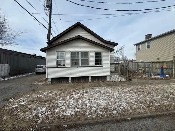 614 25th St, Rock Island, IL 61201