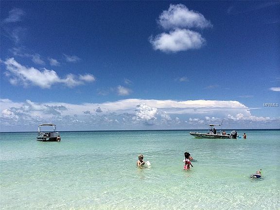 Direct access to the Gulf of Mexico down the Anclote River from your backyard.