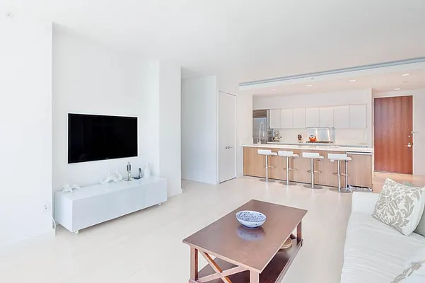 Sold by Leslie J. Garfield | media 23