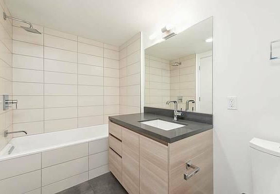 5th image of 718 Long Bridge St #123456