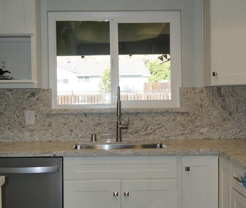 1st image of 2091 Minto Dr