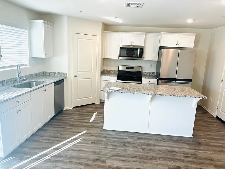 4252 W Avenue J3 — Photo 5