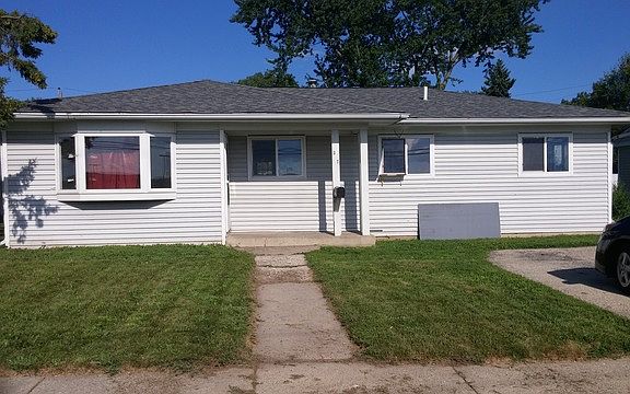 3rd image of 227 Kennedy Dr