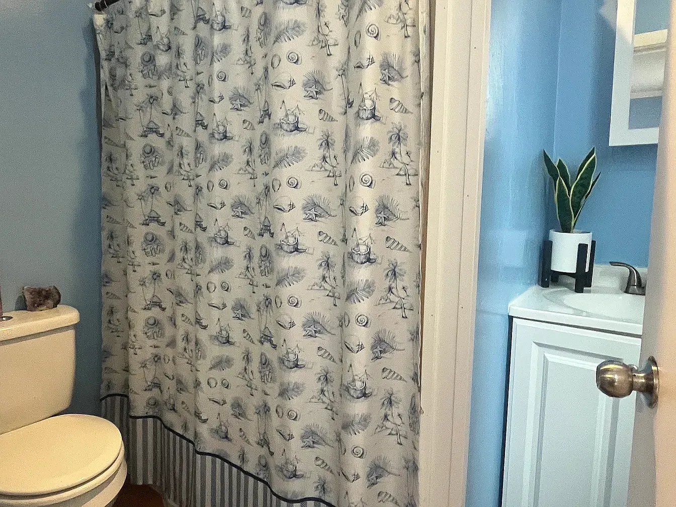 3 bed, 1000 sqft, $2,495 — Photo 4